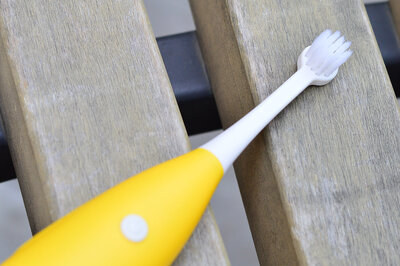 MEICH A6 Giraffe Yellow