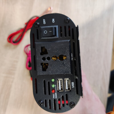 SUREDOM DFRX-2000W 12V (Modified sine wave)