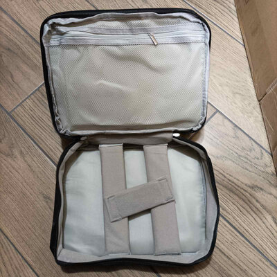 UrbanGear Travel Digital Bag BIG (Black)